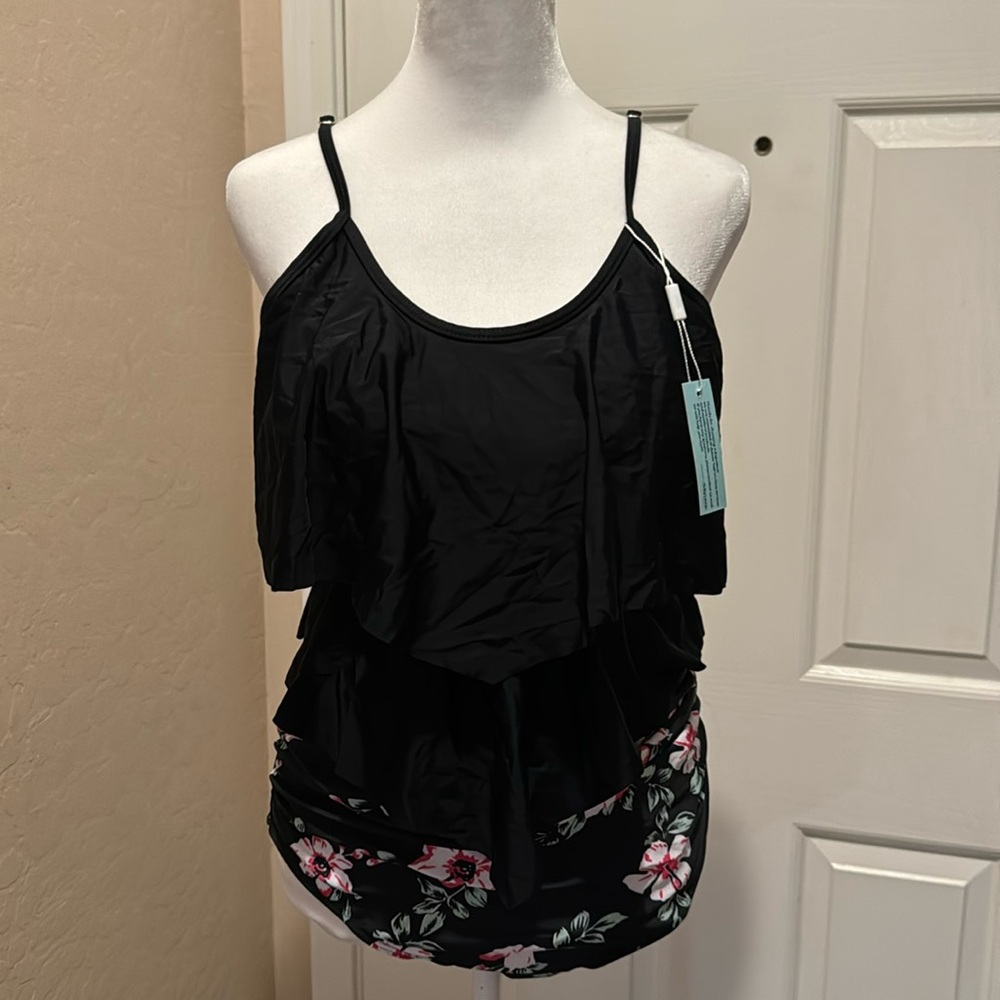 Tankini swimsuit set